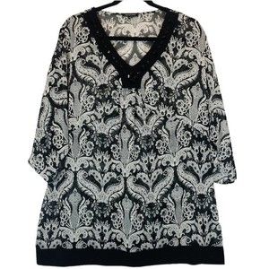 Notations Black and White Pattern V-Neck Tunic